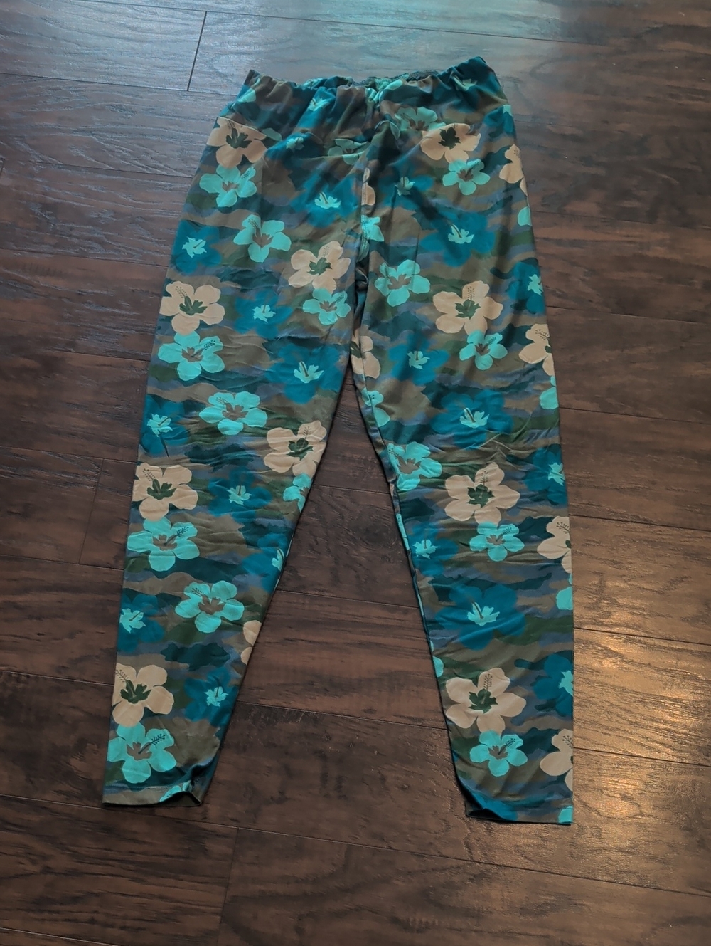 Floral Camo Leggings in Teal & Olive